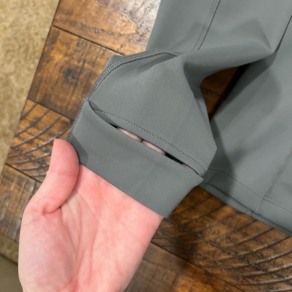 Cutter & Buck Traverse Stretch Eco Quarter Zip Womens Pullover - Picture 4 of 4